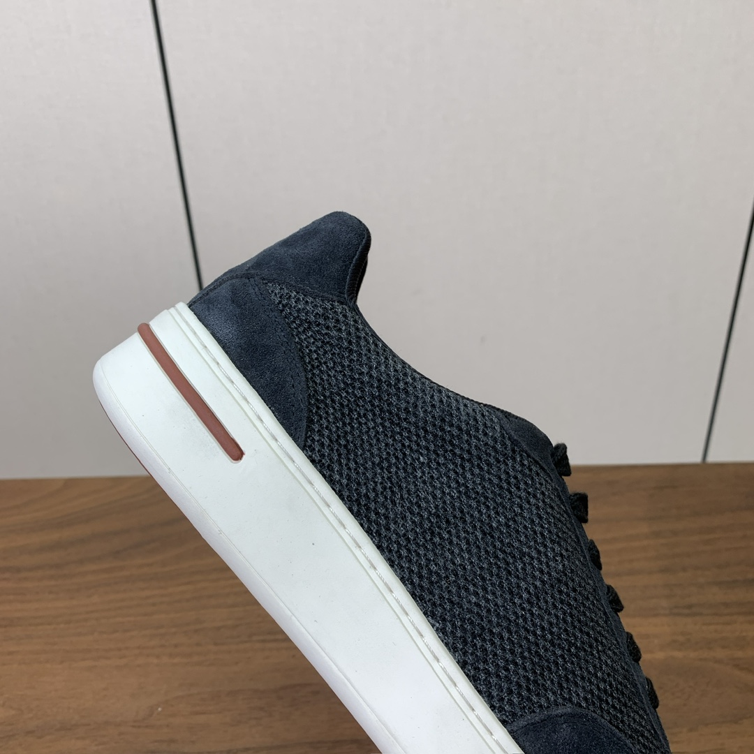 【Loro Piana】男款网面拼接休闲鞋。简约时尚，鞋面采用网面拼接牛反绒。羊皮垫脚。定制橡胶底。码数