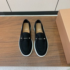 【Christian Loubout*n】情侣款乐富鞋。设计简洁经典,上脚非常舒适百搭!鞋面羊京、牛皮。 【Christian Loubout*n】情侣款乐富鞋。设计简洁经典,上脚非常舒适百搭!鞋面羊京、牛皮。