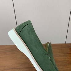 【Herm*s】高版本情侣款乐福鞋。饰有标志性“H Diamant”细节。打造时尚休闲的风格。此款拥有舒适的鞋面,具有很 【Herm*s】高版本情侣款乐福鞋。饰有标志性“H Diamant”细节。打造时尚休闲的风格。此款拥有舒适的鞋面,具有很