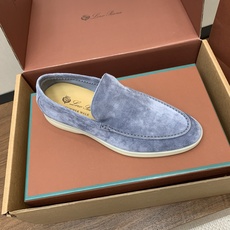 【Loro Piana】顶级版本男款乐福鞋,原版一比一。品牌低调奢华柔软一贯纯色简约的设计风格。皮质柔软舒适度极高 材质 【Loro Piana】顶级版本男款乐福鞋,原版一比一。品牌低调奢华柔软一贯纯色简约的设计风格。皮质柔软舒适度极高 材质