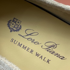 【Loro Piana】顶级版本男款乐福鞋,原版一比一。品牌低调奢华柔软一贯纯色简约的设计风格。皮质柔软舒适度极高 材质 【Loro Piana】顶级版本男款乐福鞋,原版一比一。品牌低调奢华柔软一贯纯色简约的设计风格。皮质柔软舒适度极高 材质
