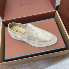 【Loro Piana】顶级版本男款乐福鞋,原版一比一。品牌低调奢华柔软一贯纯色简约的设计风格。皮质柔软舒适度极高 材质 【Loro Piana】顶级版本男款乐福鞋,原版一比一。品牌低调奢华柔软一贯纯色简约的设计风格。皮质柔软舒适度极高 材质