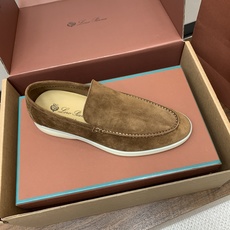 【Loro Piana】顶级版本男款乐福鞋,原版一比一。品牌低调奢华柔软一贯纯色简约的设计风格。皮质柔软舒适度极高 材质 【Loro Piana】顶级版本男款乐福鞋,原版一比一。品牌低调奢华柔软一贯纯色简约的设计风格。皮质柔软舒适度极高 材质