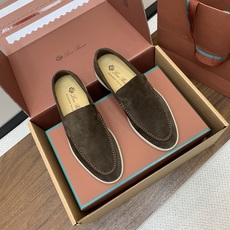 【Loro Piana】顶级版本男款乐福鞋,原版一比一。品牌低调奢华柔软一贯纯色简约的设计风格。皮质柔软舒适度极高 材质 【Loro Piana】顶级版本男款乐福鞋,原版一比一。品牌低调奢华柔软一贯纯色简约的设计风格。皮质柔软舒适度极高 材质
