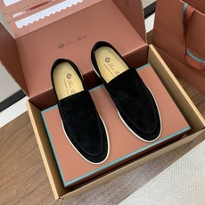 【Loro Piana】顶级版本男款乐福鞋,原版一比一。品牌低调奢华柔软一贯纯色简约的设计风格。皮质柔软舒适度极高 材质 【Loro Piana】顶级版本男款乐福鞋,原版一比一。品牌低调奢华柔软一贯纯色简约的设计风格。皮质柔软舒适度极高 材质