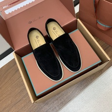 【Loro Piana】顶级版本男款乐福鞋,原版一比一。品牌低调奢华柔软一贯纯色简约的设计风格。皮质柔软舒适度极高 材质 【Loro Piana】顶级版本男款乐福鞋,原版一比一。品牌低调奢华柔软一贯纯色简约的设计风格。皮质柔软舒适度极高 材质