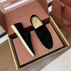 【Loro Piana】顶级版本男款乐福鞋,原版一比一。品牌低调奢华柔软一贯纯色简约的设计风格。皮质柔软舒适度极高 材质 【Loro Piana】顶级版本男款乐福鞋,原版一比一。品牌低调奢华柔软一贯纯色简约的设计风格。皮质柔软舒适度极高 材质
