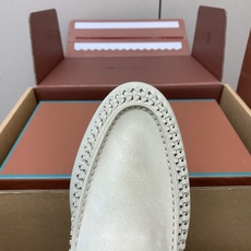 【Loro Piana】顶级版本男款编织乐福鞋,原版一比一。品牌低调奢华柔软一贯纯色简约的设计风格。皮质柔软舒适度极高 【Loro Piana】顶级版本男款编织乐福鞋,原版一比一。品牌低调奢华柔软一贯纯色简约的设计风格。皮质柔软舒适度极高