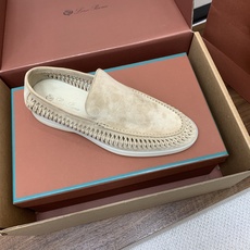 【Loro Piana】顶级版本男款编织乐福鞋,原版一比一。品牌低调奢华柔软一贯纯色简约的设计风格。皮质柔软舒适度极高 【Loro Piana】顶级版本男款编织乐福鞋,原版一比一。品牌低调奢华柔软一贯纯色简约的设计风格。皮质柔软舒适度极高