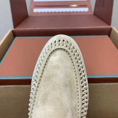 【Loro Piana】顶级版本男款编织乐福鞋,原版一比一。品牌低调奢华柔软一贯纯色简约的设计风格。皮质柔软舒适度极高 【Loro Piana】顶级版本男款编织乐福鞋,原版一比一。品牌低调奢华柔软一贯纯色简约的设计风格。皮质柔软舒适度极高