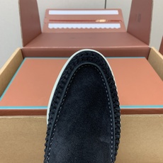 【Loro Piana】顶级版本男款编织乐福鞋,原版一比一。品牌低调奢华柔软一贯纯色简约的设计风格。皮质柔软舒适度极高 【Loro Piana】顶级版本男款编织乐福鞋,原版一比一。品牌低调奢华柔软一贯纯色简约的设计风格。皮质柔软舒适度极高