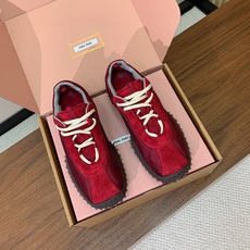【Miu M*u】高版本德训运动鞋。自带精致甜奢复古氛围感,鞋身线条简约流畅,加宽鞋床包容各类脚型,对宽脚、厚脚都很友好 【Miu M*u】高版本德训运动鞋。自带精致甜奢复古氛围感,鞋身线条简约流畅,加宽鞋床包容各类脚型,对宽脚、厚脚都很友好