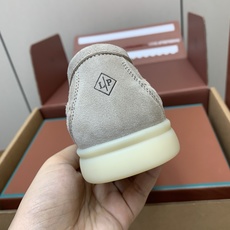 【Loro Piana】顶级版编织乐福鞋,原版一比一。品牌低调奢华柔软一贯纯色简约的设计风格。皮质柔软舒适度极高 材质: 【Loro Piana】顶级版编织乐福鞋,原版一比一。品牌低调奢华柔软一贯纯色简约的设计风格。皮质柔软舒适度极高 材质: