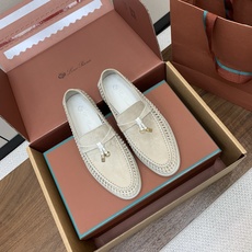 【Loro Piana】顶级版编织乐福鞋,原版一比一。品牌低调奢华柔软一贯纯色简约的设计风格。皮质柔软舒适度极高 材质: 【Loro Piana】顶级版编织乐福鞋,原版一比一。品牌低调奢华柔软一贯纯色简约的设计风格。皮质柔软舒适度极高 材质: