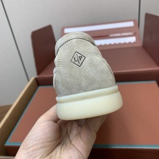 【Loro Piana】顶级版编织乐福鞋,原版一比一。品牌低调奢华柔软一贯纯色简约的设计风格。皮质柔软舒适度极高 材质: 【Loro Piana】顶级版编织乐福鞋,原版一比一。品牌低调奢华柔软一贯纯色简约的设计风格。皮质柔软舒适度极高 材质: