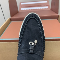 【Loro Piana】顶级版编织乐福鞋,原版一比一。品牌低调奢华柔软一贯纯色简约的设计风格。皮质柔软舒适度极高 材质: 【Loro Piana】顶级版编织乐福鞋,原版一比一。品牌低调奢华柔软一贯纯色简约的设计风格。皮质柔软舒适度极高 材质: