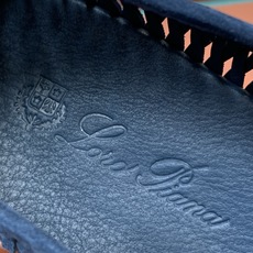 【Loro Piana】顶级版编织乐福鞋,原版一比一。品牌低调奢华柔软一贯纯色简约的设计风格。皮质柔软舒适度极高 材质: 【Loro Piana】顶级版编织乐福鞋,原版一比一。品牌低调奢华柔软一贯纯色简约的设计风格。皮质柔软舒适度极高 材质: