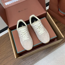 【Loro Piana】顶级版情侣款德训鞋。原版一比一。品牌低调奢华柔软一贯纯色简约的设计风格。皮质柔软舒适度极高 材质 【Loro Piana】顶级版情侣款德训鞋。原版一比一。品牌低调奢华柔软一贯纯色简约的设计风格。皮质柔软舒适度极高 材质