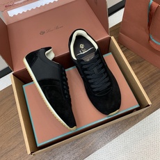 【Loro Piana】顶级版情侣款德训鞋。原版一比一。品牌低调奢华柔软一贯纯色简约的设计风格。皮质柔软舒适度极高 材质 【Loro Piana】顶级版情侣款德训鞋。原版一比一。品牌低调奢华柔软一贯纯色简约的设计风格。皮质柔软舒适度极高 材质