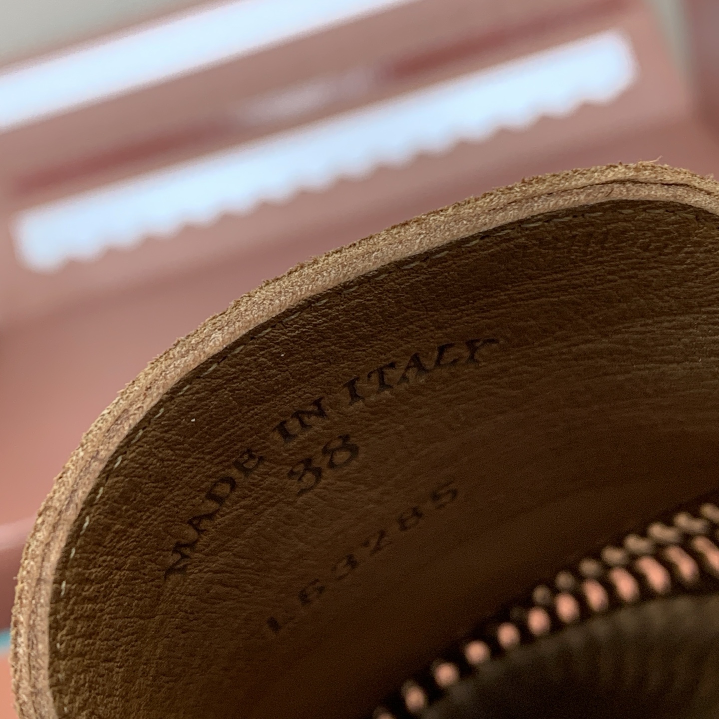 【Loro Piana】顶级版编织乐福鞋,原版一比一。品牌低调奢华柔软一贯纯色简约的设计风格。皮质柔软舒适度极高 材质: 【Loro Piana】顶级版编织乐福鞋,原版一比一。品牌低调奢华柔软一贯纯色简约的设计风格。皮质柔软舒适度极高 材质: