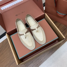 【Loro Piana】顶级版编织乐福鞋,原版一比一。品牌低调奢华柔软一贯纯色简约的设计风格。皮质柔软舒适度极高 材质: 【Loro Piana】顶级版编织乐福鞋,原版一比一。品牌低调奢华柔软一贯纯色简约的设计风格。皮质柔软舒适度极高 材质:
