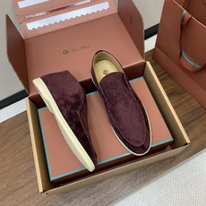 【Loro Piana】情侣款顶级版本高帮乐福鞋,原版一比一。品牌低调奢华柔软一贯纯色简约的设计风格。皮质柔软舒适度极高 【Loro Piana】情侣款顶级版本高帮乐福鞋,原版一比一。品牌低调奢华柔软一贯纯色简约的设计风格。皮质柔软舒适度极高