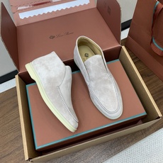 【Loro Piana】情侣款顶级版本高帮乐福鞋,原版一比一。品牌低调奢华柔软一贯纯色简约的设计风格。皮质柔软舒适度极高 【Loro Piana】情侣款顶级版本高帮乐福鞋,原版一比一。品牌低调奢华柔软一贯纯色简约的设计风格。皮质柔软舒适度极高