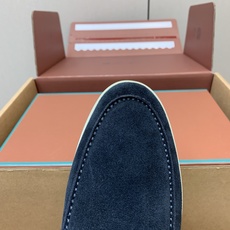 【Loro Piana】情侣款顶级版本高帮乐福鞋,原版一比一。品牌低调奢华柔软一贯纯色简约的设计风格。皮质柔软舒适度极高 【Loro Piana】情侣款顶级版本高帮乐福鞋,原版一比一。品牌低调奢华柔软一贯纯色简约的设计风格。皮质柔软舒适度极高