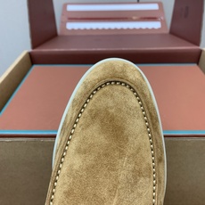【Loro Piana】情侣款顶级版本高帮乐福鞋,原版一比一。品牌低调奢华柔软一贯纯色简约的设计风格。皮质柔软舒适度极高 【Loro Piana】情侣款顶级版本高帮乐福鞋,原版一比一。品牌低调奢华柔软一贯纯色简约的设计风格。皮质柔软舒适度极高