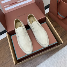 【Loro Piana】情侣款顶级版本高帮乐福鞋,原版一比一。品牌低调奢华柔软一贯纯色简约的设计风格。皮质柔软舒适度极高 【Loro Piana】情侣款顶级版本高帮乐福鞋,原版一比一。品牌低调奢华柔软一贯纯色简约的设计风格。皮质柔软舒适度极高