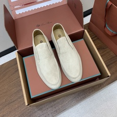 【Loro Piana】情侣款顶级版本高帮乐福鞋,原版一比一。品牌低调奢华柔软一贯纯色简约的设计风格。皮质柔软舒适度极高 【Loro Piana】情侣款顶级版本高帮乐福鞋,原版一比一。品牌低调奢华柔软一贯纯色简约的设计风格。皮质柔软舒适度极高