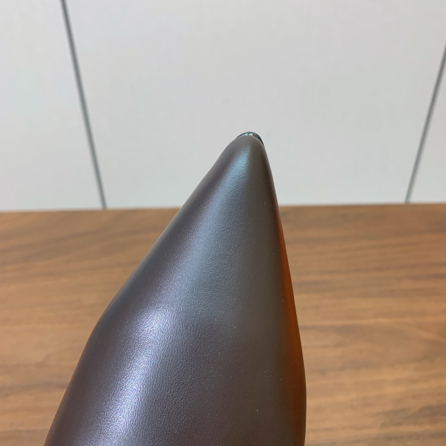 【Herm*s】尖头短靴。简约大气。从来不会过时。鞋面小牛皮，牛皮内里。真皮大底。有平底和3.5cm2️⃣种选择。 码数