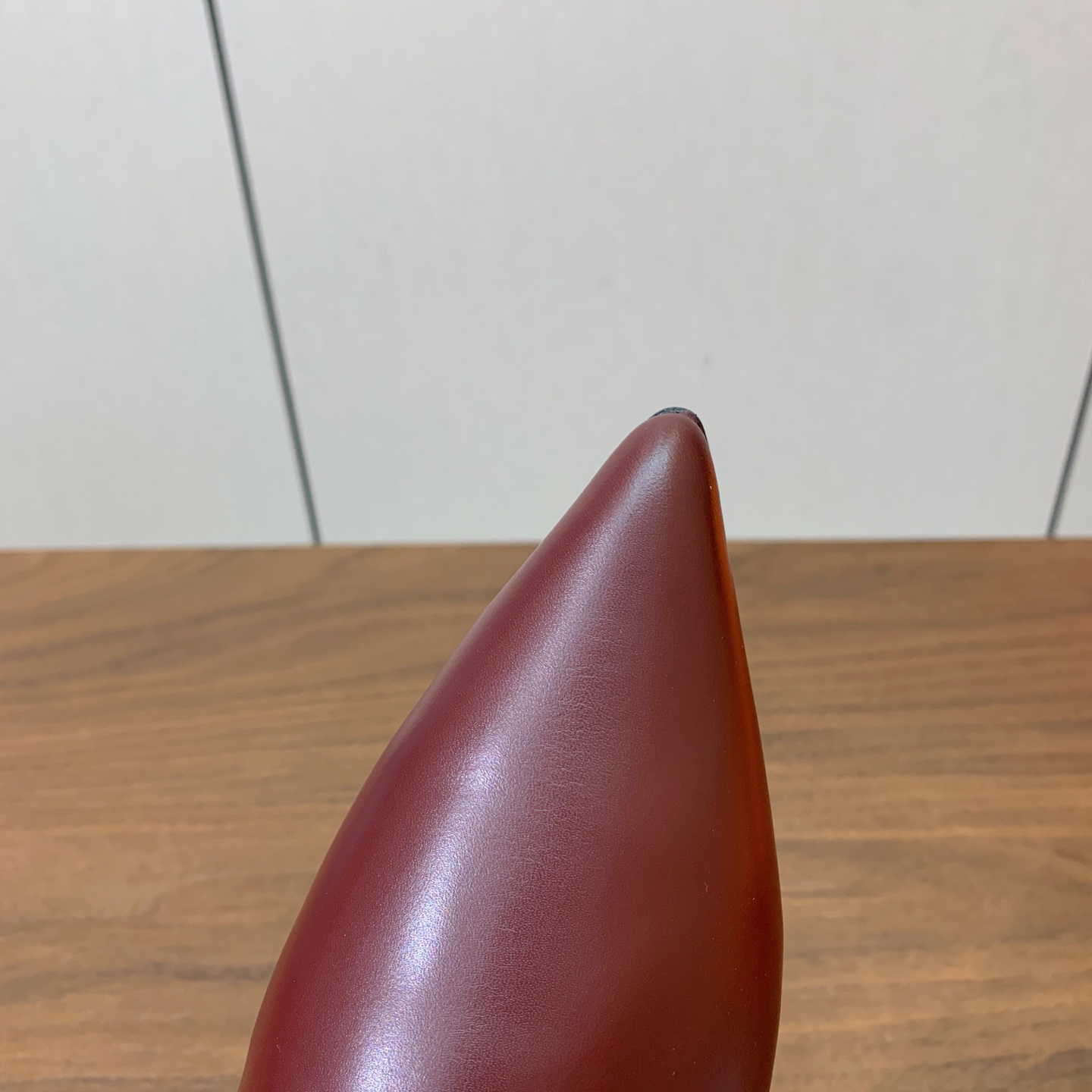 【Herm*s】尖头长靴。简约大气。从来不会过时。鞋面小牛皮，牛皮内里。真皮大底。有平底和3.5cm2️⃣种选择。 码数