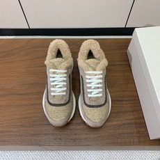 【Brunell* Cucinell*】羊毛里休闲运动鞋。鞋面采用进口牛绒,羊毛内里,原版开模大底!上脚超舒适。 码数: 【Brunell* Cucinell*】羊毛里休闲运动鞋。鞋面采用进口牛绒,羊毛内里,原版开模大底!上脚超舒适。 码数: