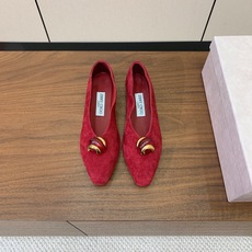 【Jimmy Cho*】宝石扣单鞋。上脚非常舒适。鞋面羊京,羊皮垫脚。真皮大底。 码数:35-43(40、41、42、4 【Jimmy Cho*】宝石扣单鞋。上脚非常舒适。鞋面羊京,羊皮垫脚。真皮大底。 码数:35-43(40、41、42、4