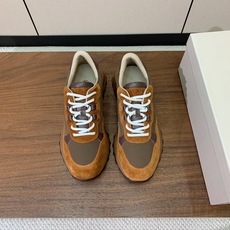 【Brunell* Cucinell*】新款休闲运动鞋。鞋面采用进口牛绒、牛皮➕纯手工串联珠链配饰!牛皮垫脚。原版开模大 【Brunell* Cucinell*】新款休闲运动鞋。鞋面采用进口牛绒、牛皮➕纯手工串联珠链配饰!牛皮垫脚。原版开模大
