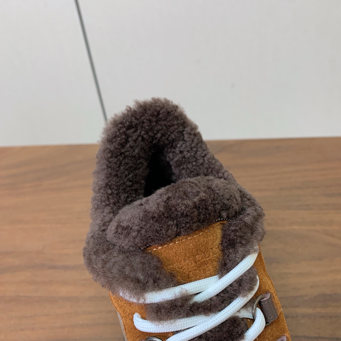 【Brunell* Cucinell*】拼色底羊毛里休闲运动鞋。鞋面采用进口牛绒，羊毛内里，原版开模大底！上脚超舒适。 