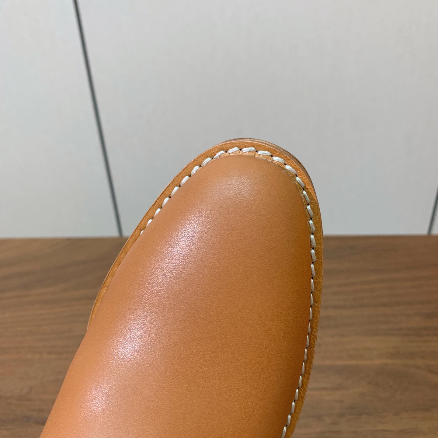 【Herm*s】骑士靴。展现品牌精湛的制靴工艺。面料小牛皮、羊京（打钉）牛皮内里。加厚真皮大底。全新高档包装。 码数：3