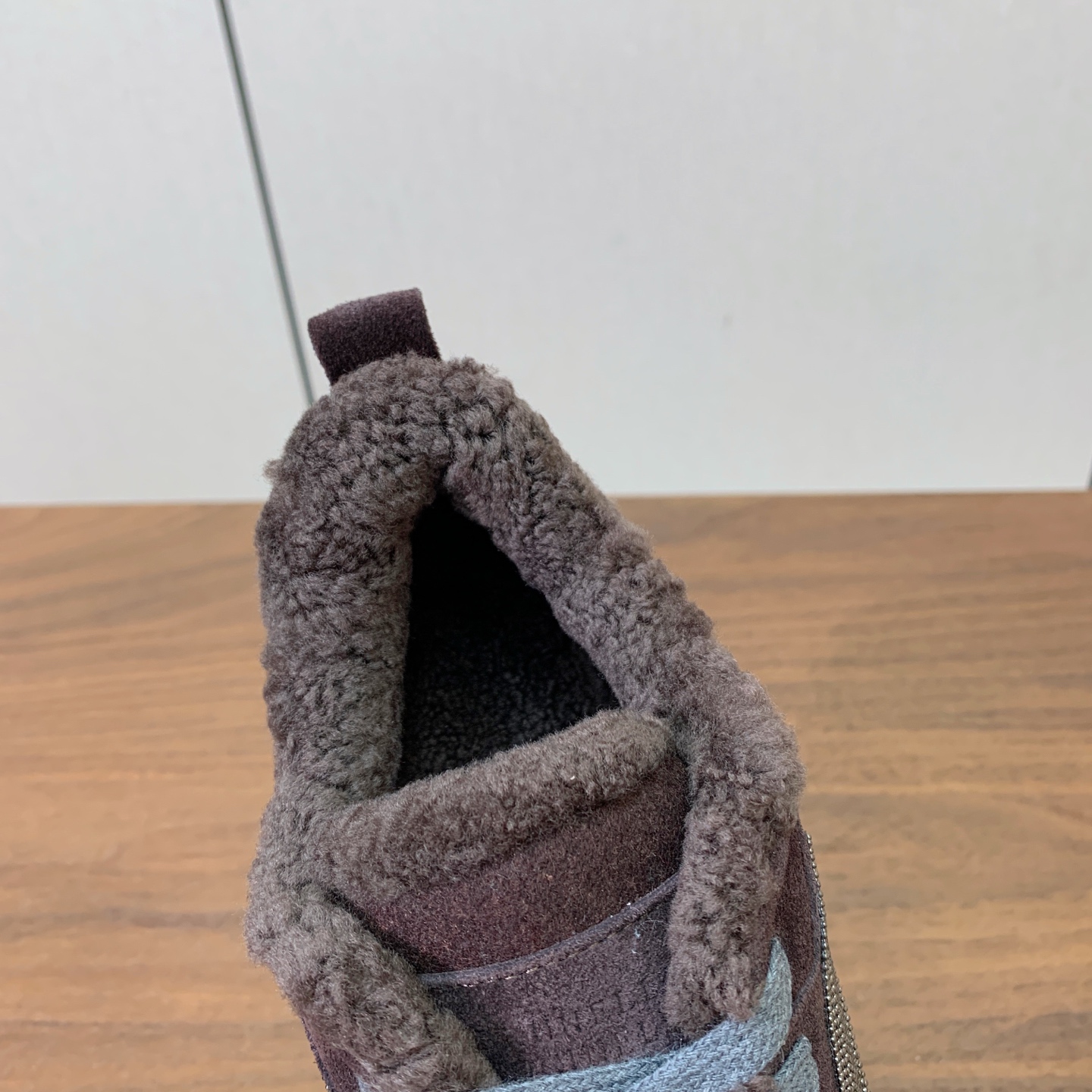 【Brunell* Cucinell*】拼色底羊毛里休闲运动鞋。鞋面采用进口牛绒，羊毛内里，原版开模大底！上脚超舒适。 