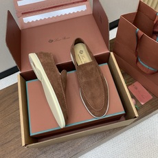 【Loro Piana】顶级版本男款乐福鞋,原版一比一。品牌低调奢华柔软一贯纯色简约的设计风格。皮质柔软舒适度极高 材质 【Loro Piana】顶级版本男款乐福鞋,原版一比一。品牌低调奢华柔软一贯纯色简约的设计风格。皮质柔软舒适度极高 材质
