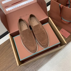 【Loro Piana】顶级版本男款编织乐福鞋,原版一比一。品牌低调奢华柔软一贯纯色简约的设计风格。皮质柔软舒适度极高 【Loro Piana】顶级版本男款编织乐福鞋,原版一比一。品牌低调奢华柔软一贯纯色简约的设计风格。皮质柔软舒适度极高