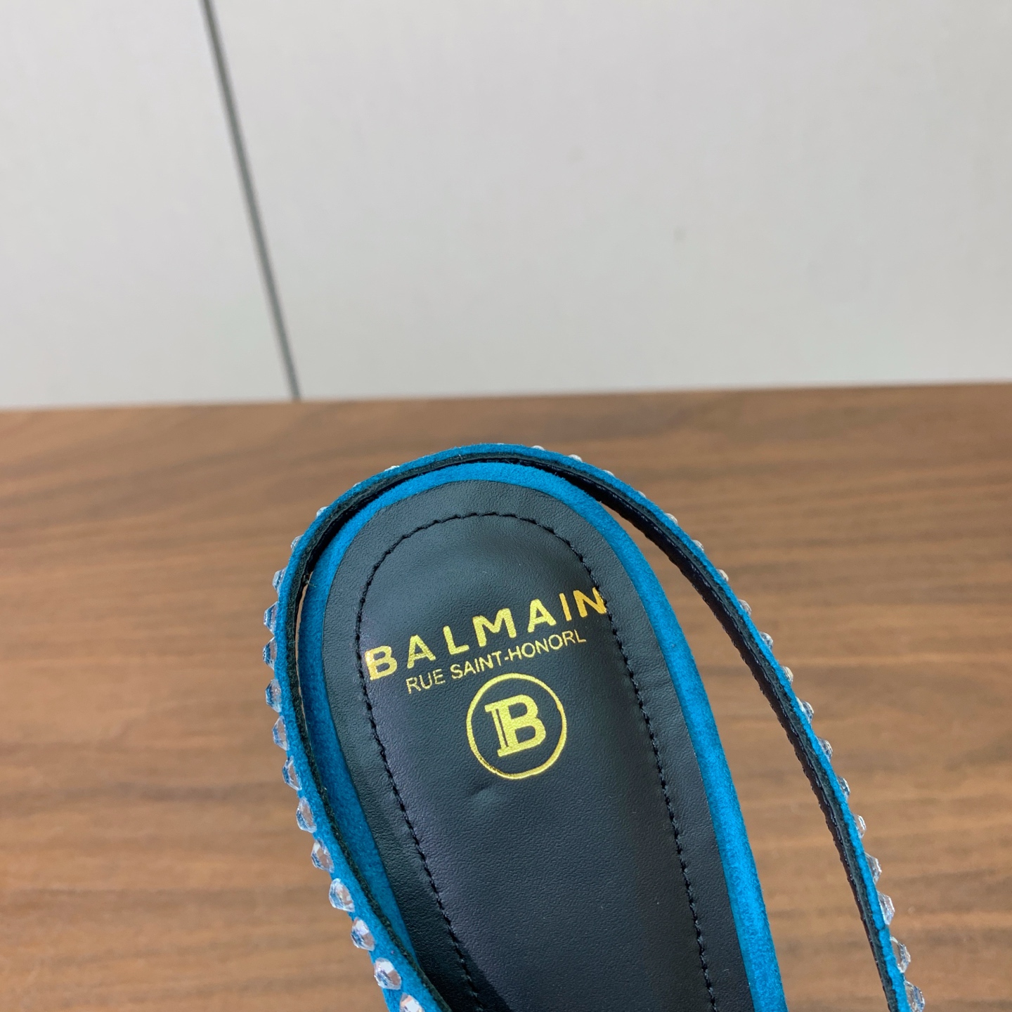 【Bal*ain】高跟钻链半拖。无敌气场、无敌好看。原版定制进口羊京，牛皮垫脚。意大利进口真皮大底，跟高9.5cm 码数