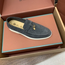 【Loro Piana】顶级版本乐福鞋,原版一比一。品牌低调奢华柔软一贯纯色简约的设计风格。皮质柔软舒适度极高 材质:鞋 【Loro Piana】顶级版本乐福鞋,原版一比一。品牌低调奢华柔软一贯纯色简约的设计风格。皮质柔软舒适度极高 材质:鞋