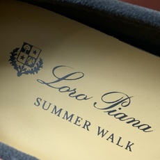 【Loro Piana】顶级版本乐福鞋,原版一比一。品牌低调奢华柔软一贯纯色简约的设计风格。皮质柔软舒适度极高 材质:鞋 【Loro Piana】顶级版本乐福鞋,原版一比一。品牌低调奢华柔软一贯纯色简约的设计风格。皮质柔软舒适度极高 材质:鞋
