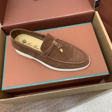 【Loro Piana】顶级版本乐福鞋,原版一比一。品牌低调奢华柔软一贯纯色简约的设计风格。皮质柔软舒适度极高 材质:鞋 【Loro Piana】顶级版本乐福鞋,原版一比一。品牌低调奢华柔软一贯纯色简约的设计风格。皮质柔软舒适度极高 材质:鞋
