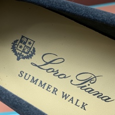【Loro Piana】顶级版本乐福鞋,原版一比一。品牌低调奢华柔软一贯纯色简约的设计风格。皮质柔软舒适度极高 材质:鞋 【Loro Piana】顶级版本乐福鞋,原版一比一。品牌低调奢华柔软一贯纯色简约的设计风格。皮质柔软舒适度极高 材质:鞋