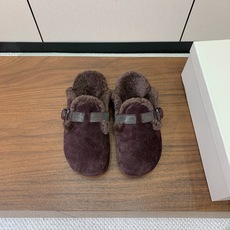【BRUNELL* CUCINELL*】羊毛里半包拖鞋。材质:牛绒鞋面➕ 纯手工串联珠链配饰➕羊毛垫脚。橡胶大底。 码数 【BRUNELL* CUCINELL*】羊毛里半包拖鞋。材质:牛绒鞋面➕ 纯手工串联珠链配饰➕羊毛垫脚。橡胶大底。 码数