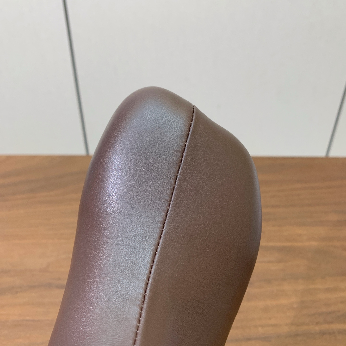 【Maison Margie*a】玛吉拉短靴。复古韵味，显瘦百搭。鞋面牛皮，羊皮内里及垫脚。真皮大底。跟高5cm 码数：
