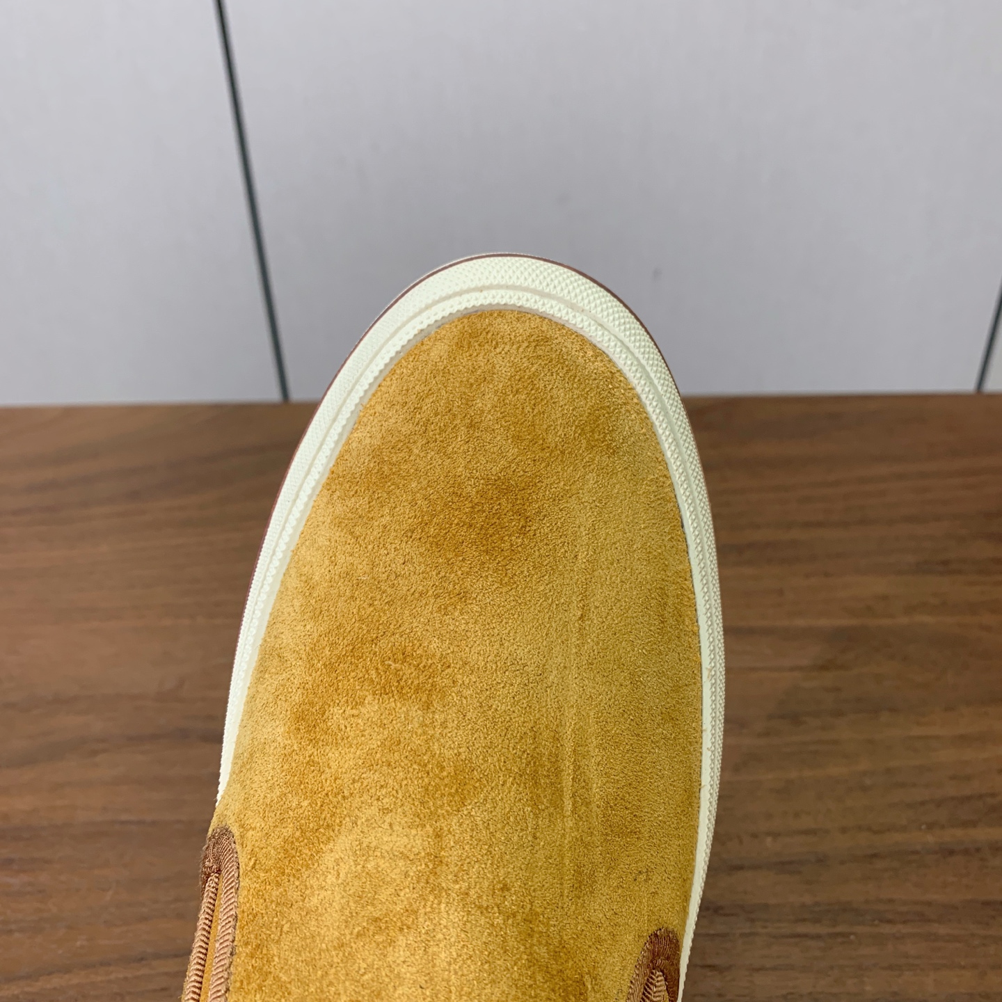 【Loro Piana】男款光面乐福鞋。复古优雅低调奢华。时尚性与皮料实用性同样兼具依然全网最高品质。鞋面小牛绒，定制原