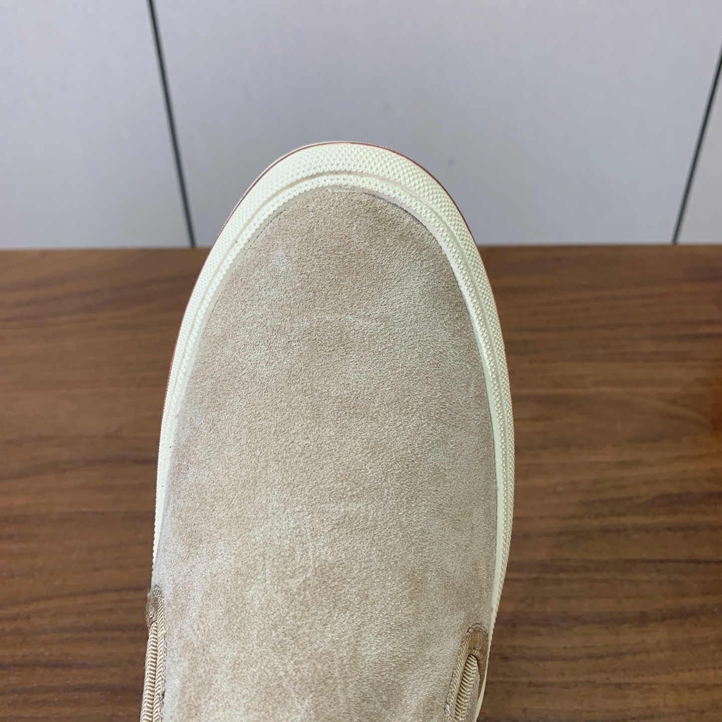 【Loro Piana】男款光面乐福鞋。复古优雅低调奢华。时尚性与皮料实用性同样兼具依然全网最高品质。鞋面小牛绒，定制原